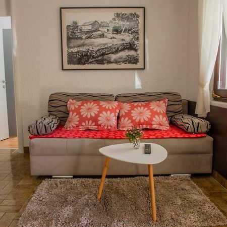 Apartman Bozica Vir Exteriör bild
