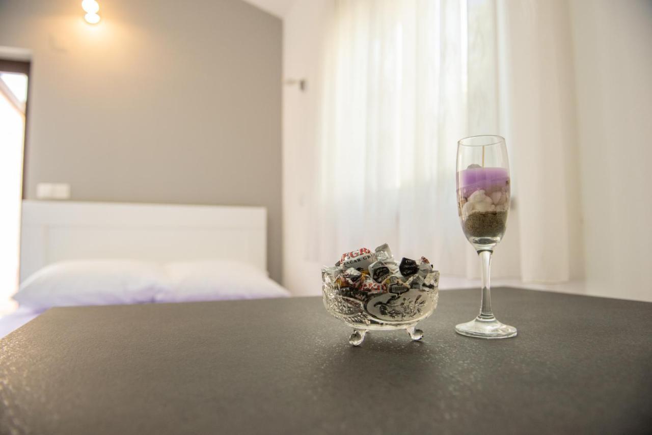 Apartman Bozica Vir Exteriör bild
